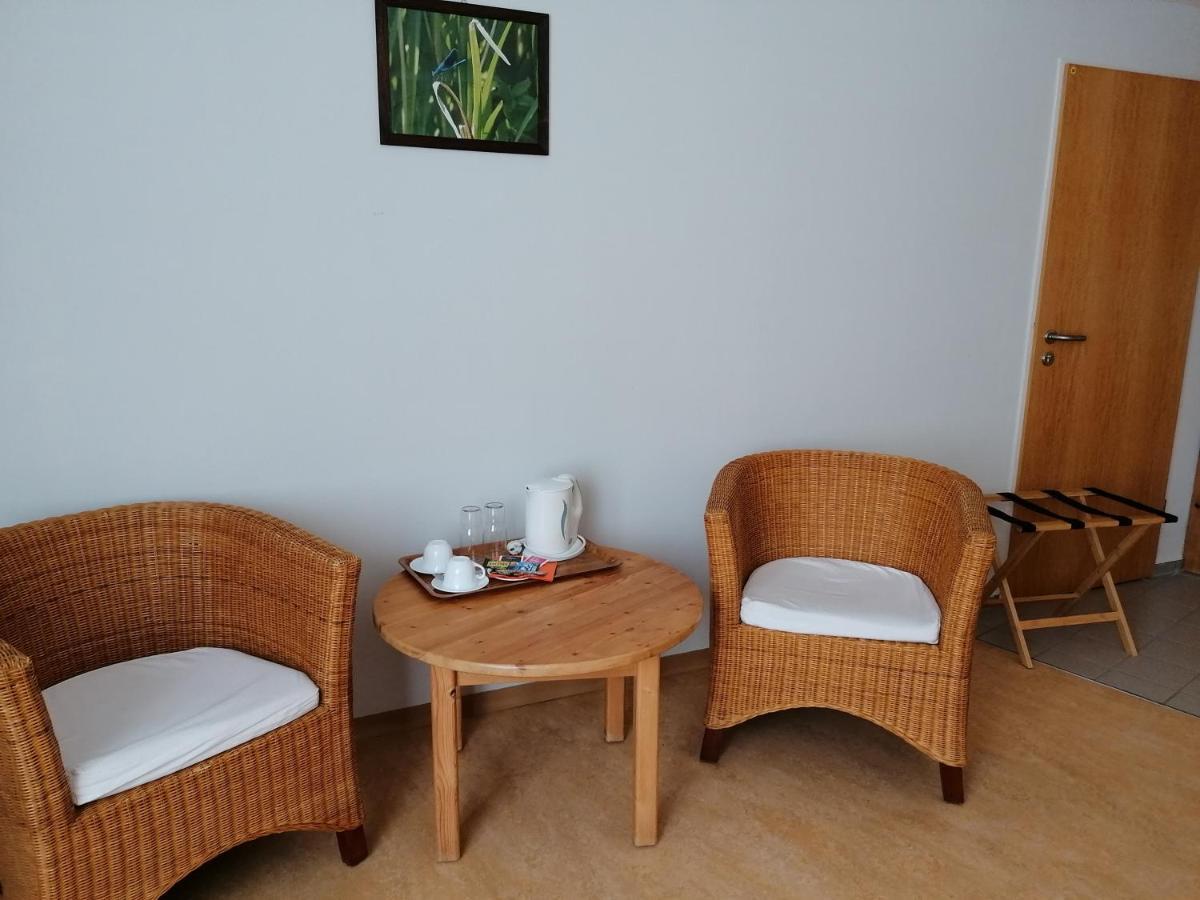 Doppelzimmer 12 Gaestehaus Muehlenstein Bad Sulze Exteriör bild